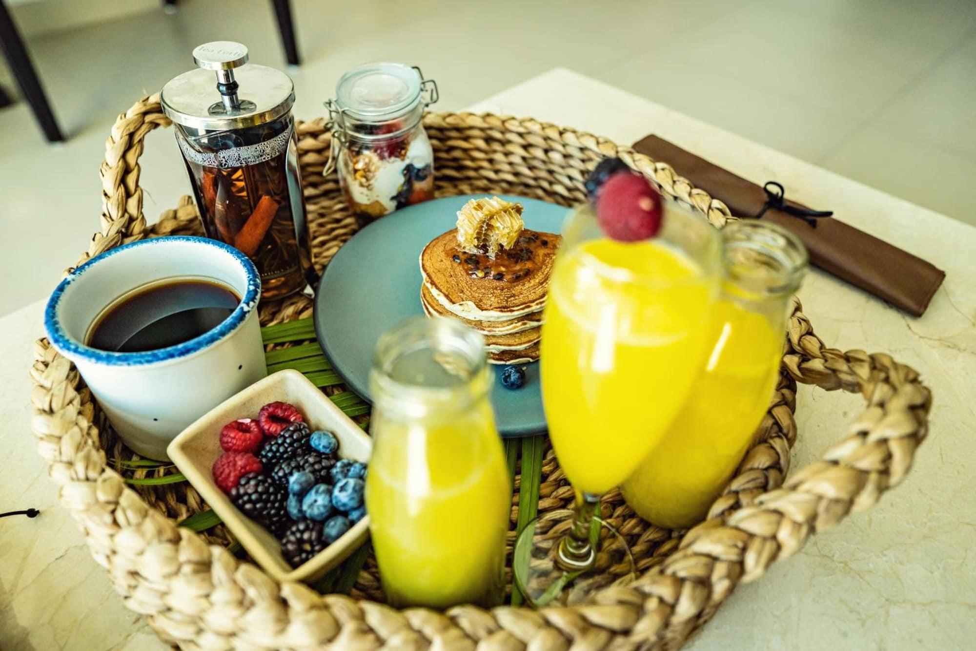 A Private Junior Suite At The All-Inclusive, Ventus At Marina El Cid Spa & Beach (Adults Only) Пуерто Морелос Екстериор снимка