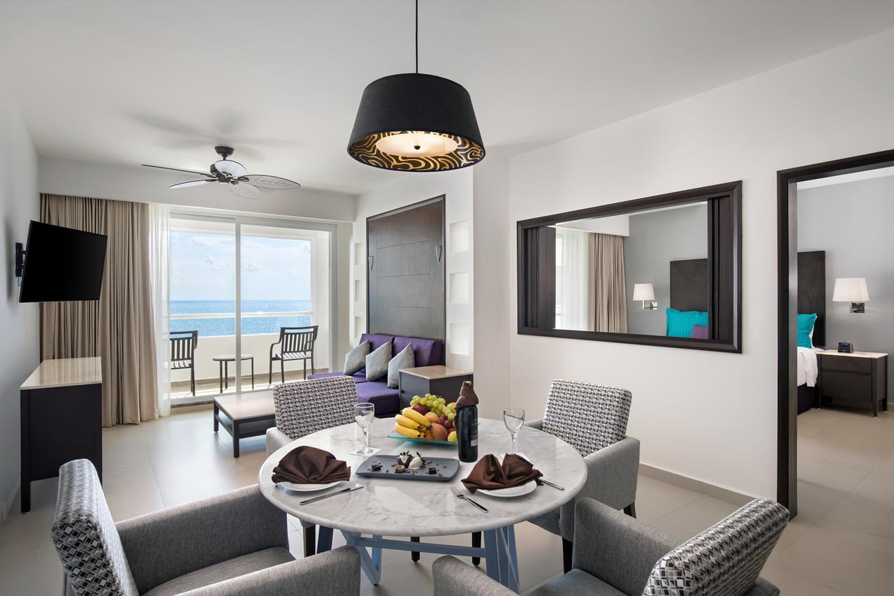 A Private Junior Suite At The All-Inclusive, Ventus At Marina El Cid Spa & Beach (Adults Only) Пуерто Морелос Екстериор снимка
